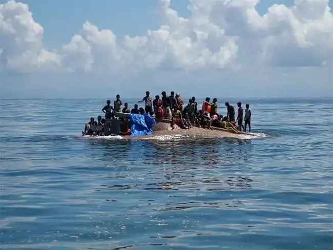Rohingya Refugees Risking Death at Sea: A Crisis Driven by Protection Gaps, Poverty, and Desperation – Rohingya Khobor
