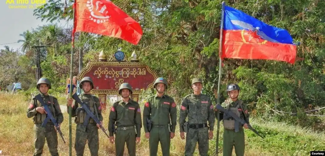 Arakan Army Meeting in Buthidaung Raises Concerns Over Recruitment Pressure on Rohingya Families – Rohingya Khobor